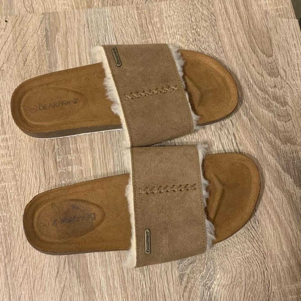 NWOT BearPaw Bettina Slipper